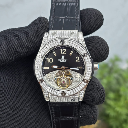 Royal Classic Fusion Tourbillon White Diamond 